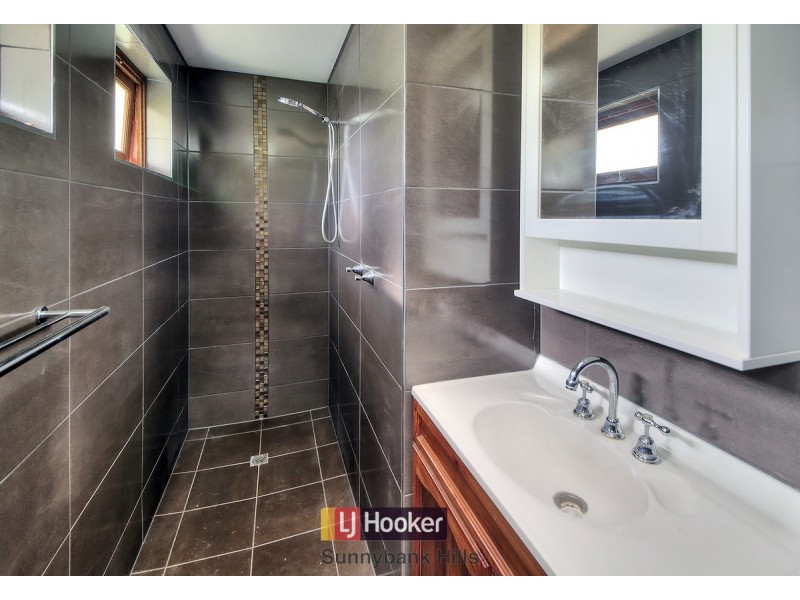 198 Pinelands Road, Sunnybank Hills QLD 4109