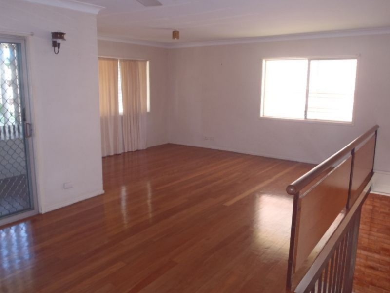 22 Cinderella Drive, Springwood QLD 4127