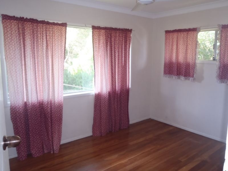 22 Cinderella Drive, Springwood QLD 4127