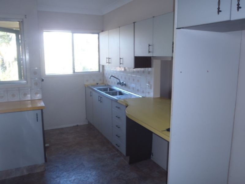 22 Cinderella Drive, Springwood QLD 4127