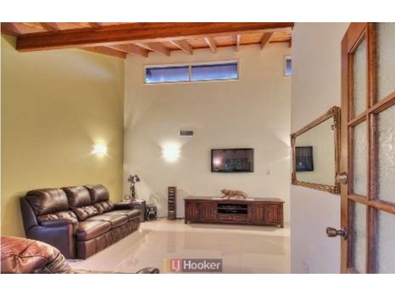 17 Cedrus Street, Sunnybank Hills QLD 4109