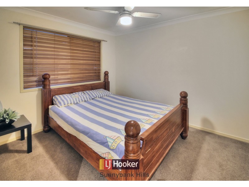 7 Barrington Place, Parkinson QLD 4115