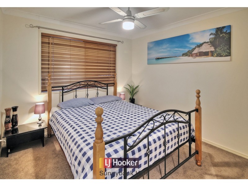 7 Barrington Place, Parkinson QLD 4115