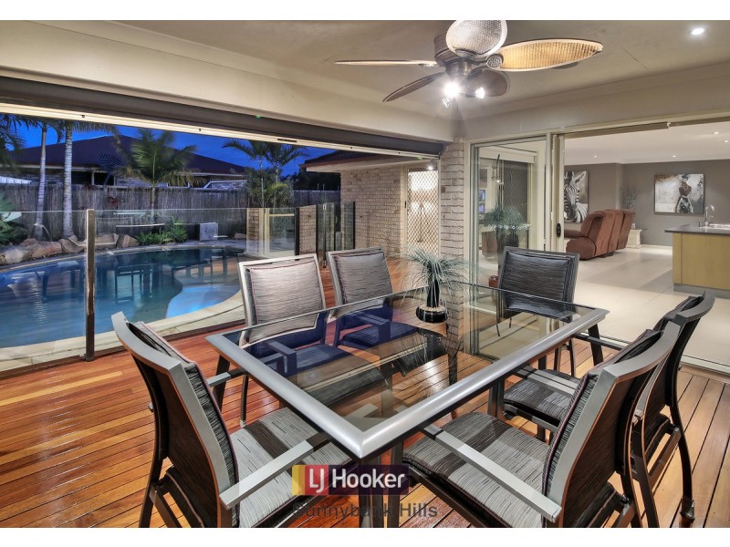 7 Barrington Place, Parkinson QLD 4115