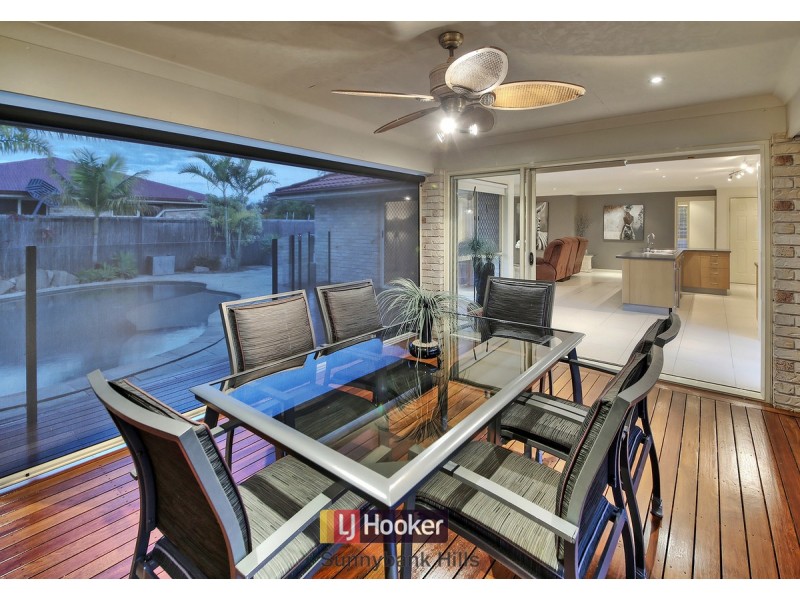 7 Barrington Place, Parkinson QLD 4115