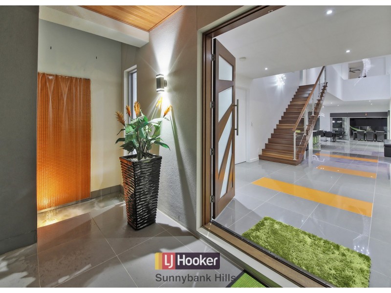 110 The Parkway, Stretton QLD 4116