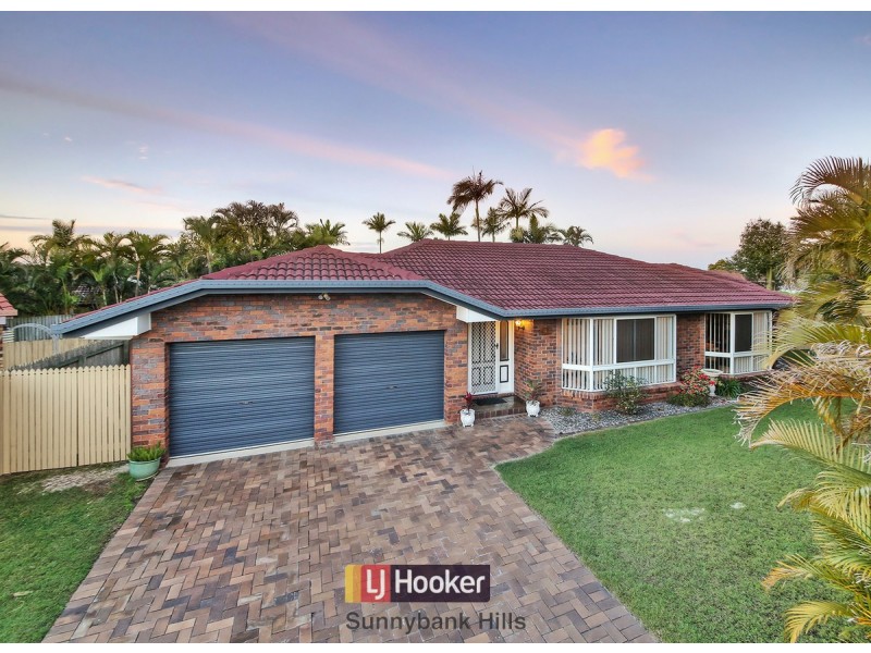 8 Brandy Court, Calamvale QLD 4116