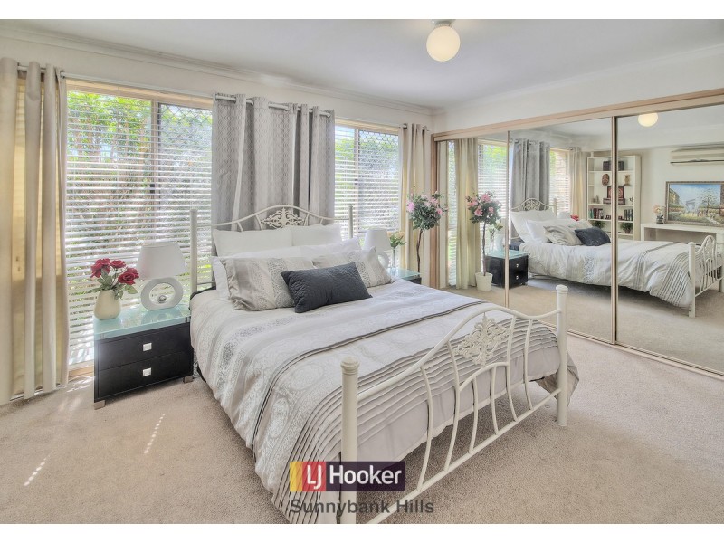 8 Aviance Close, Eight Mile Plains QLD 4113