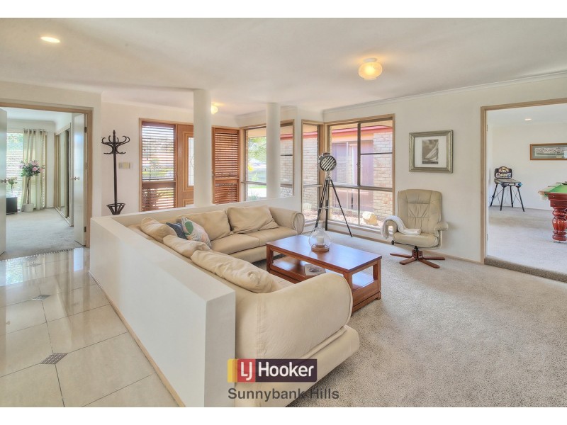 8 Aviance Close, Eight Mile Plains QLD 4113