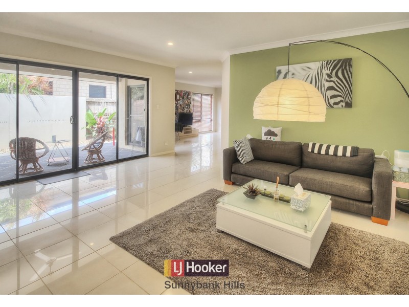 5 May Close, Kuraby QLD 4112