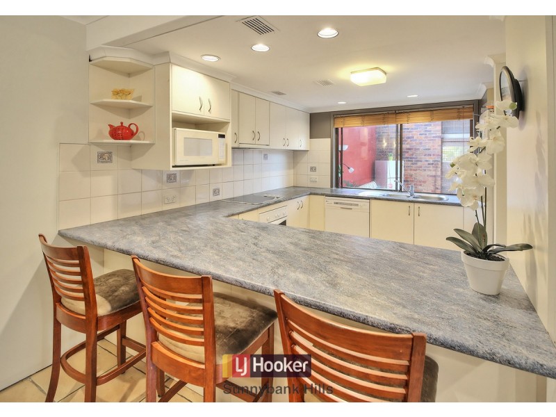 20/38 Barrett Street, Robertson QLD 4109