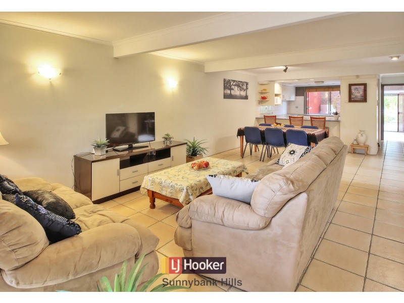 20/38 Barrett Street, Robertson QLD 4109