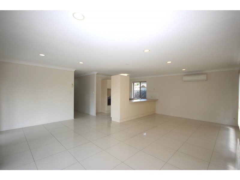 58 Sunflower Crescent, Calamvale QLD 4116