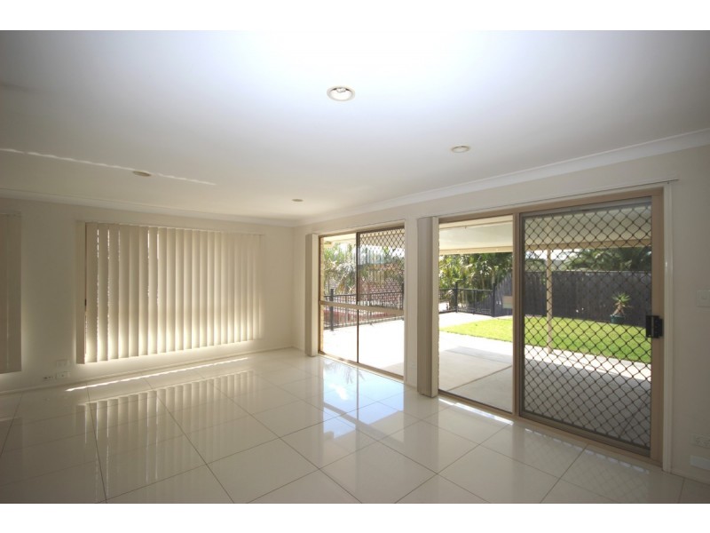 58 Sunflower Crescent, Calamvale QLD 4116