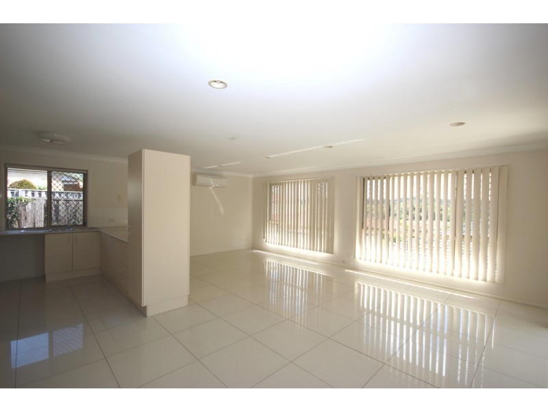 58 Sunflower Crescent, Calamvale QLD 4116