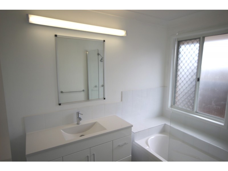 3 Cactus Court, Eight Mile Plains QLD 4113