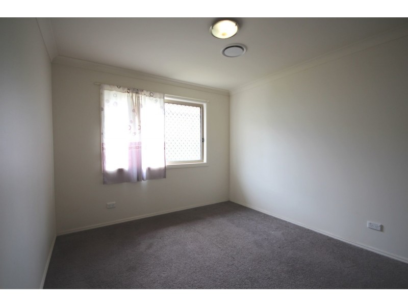 15 Harvey Place, Calamvale QLD 4116