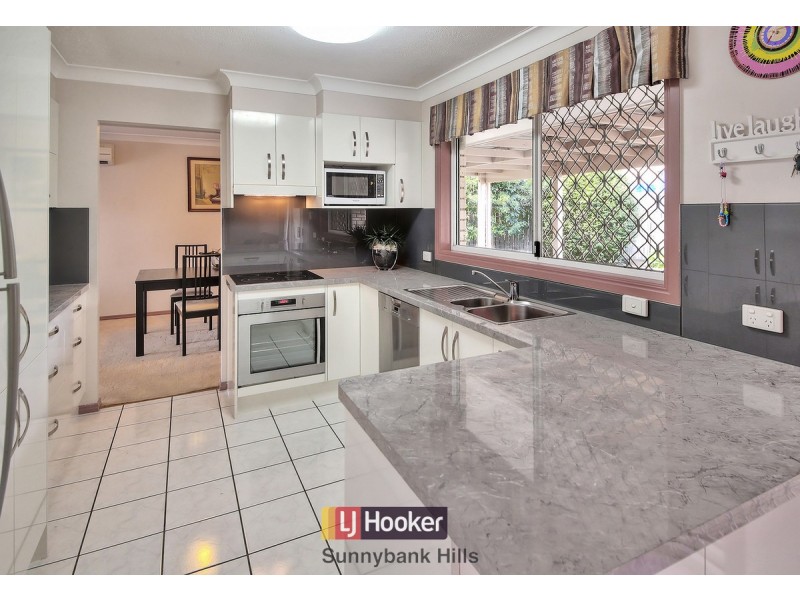 46 Corypha Crescent, Calamvale QLD 4116