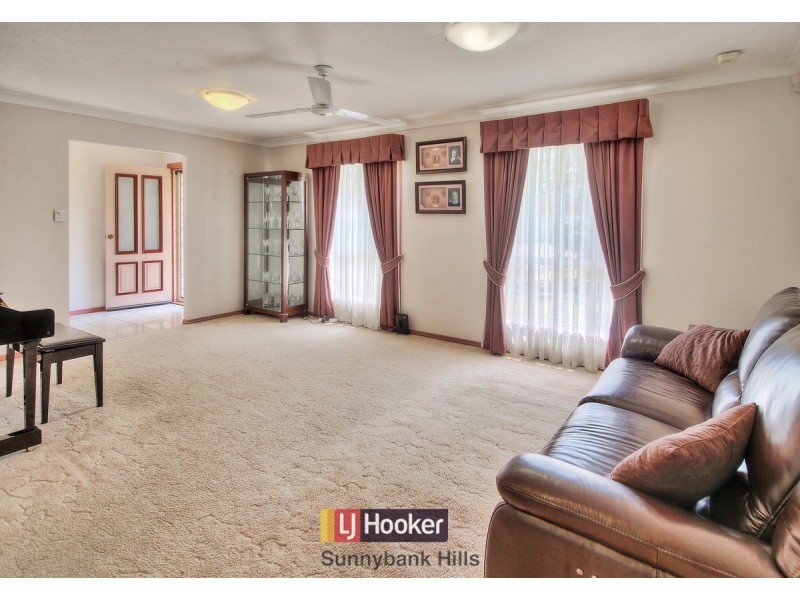 46 Corypha Crescent, Calamvale QLD 4116