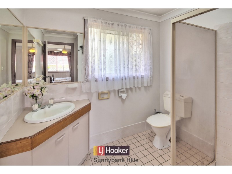 46 Corypha Crescent, Calamvale QLD 4116