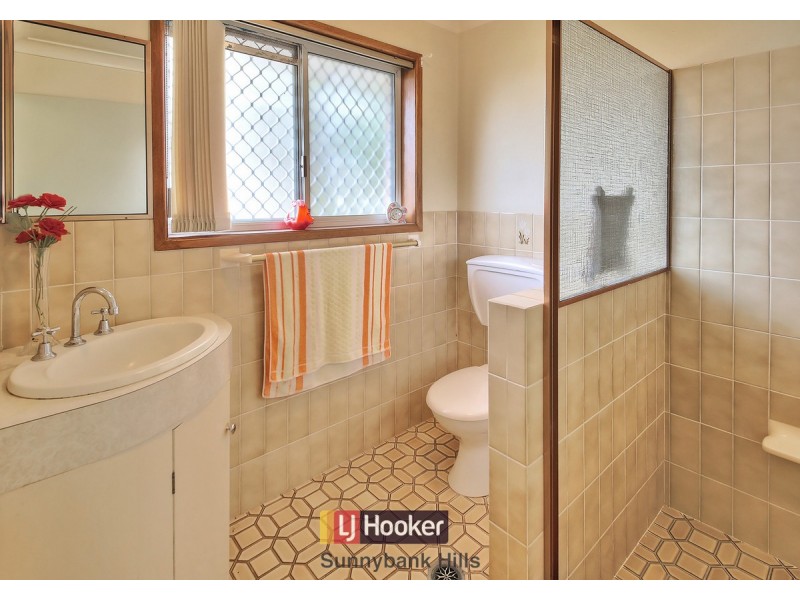 18 Cherrywood Street, Sunnybank Hills QLD 4109