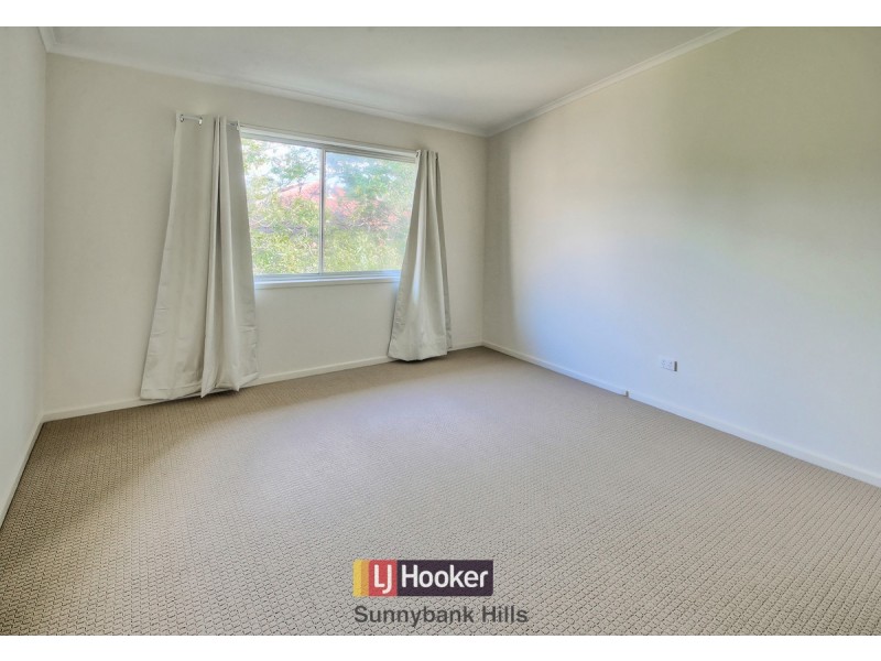 15 Moorgate Street, Macgregor QLD 4109