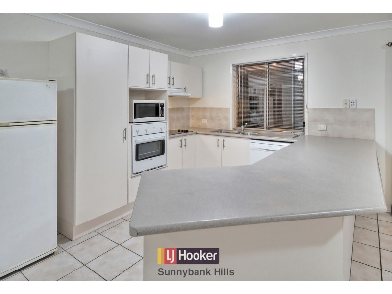 32 Lewis Place, Calamvale QLD 4116