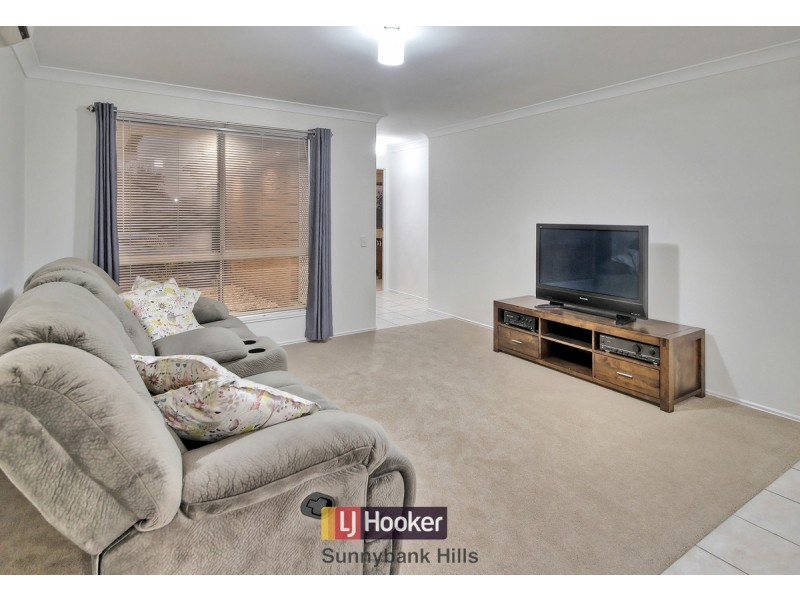 32 Lewis Place, Calamvale QLD 4116