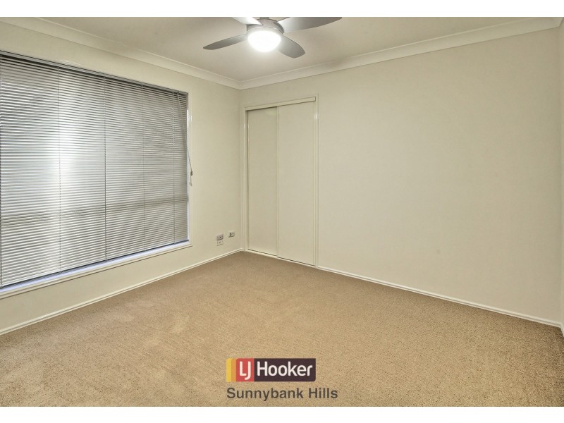 32 Lewis Place, Calamvale QLD 4116