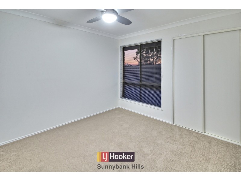 32 Lewis Place, Calamvale QLD 4116