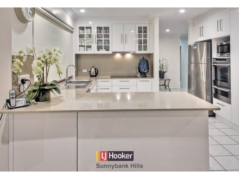 4 Allara Place, Eight Mile Plains QLD 4113