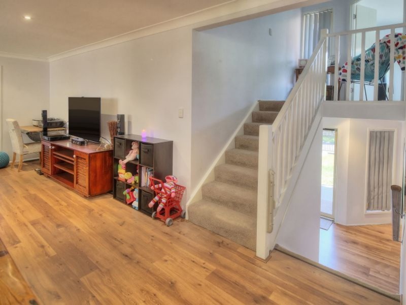 11 Kununurra Crescent, Shailer Park QLD 4128
