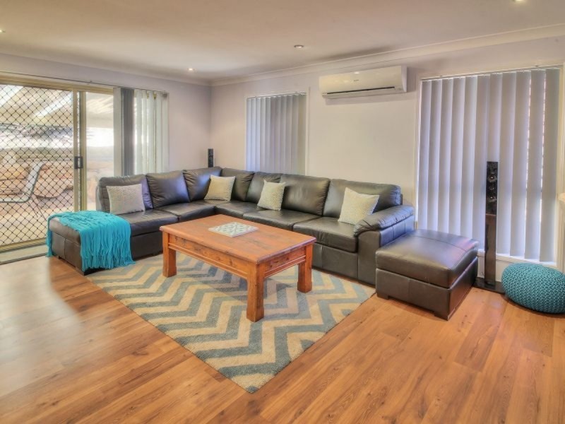 11 Kununurra Crescent, Shailer Park QLD 4128
