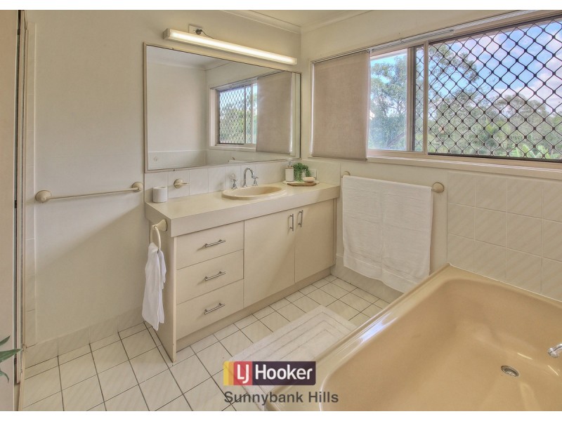 9 Cedrus Street, Sunnybank Hills QLD 4109