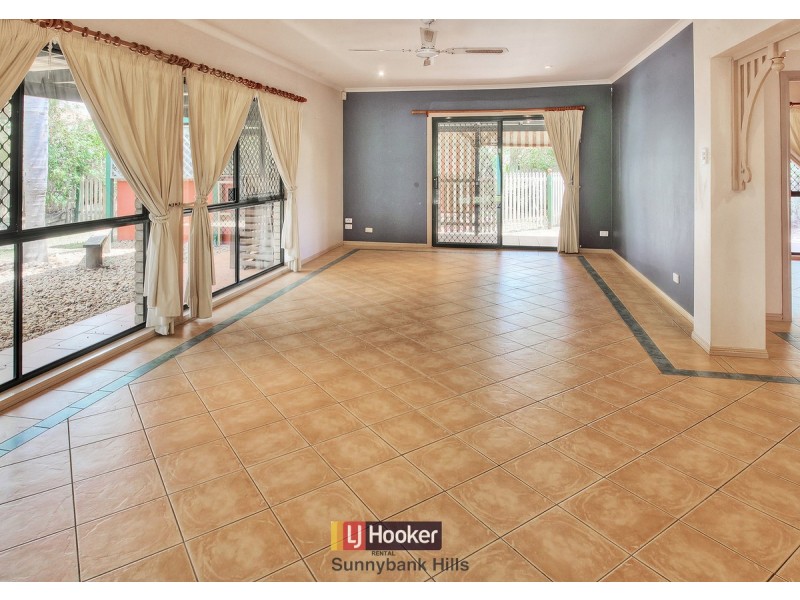 27 Janarde Place, Parkinson QLD 4115