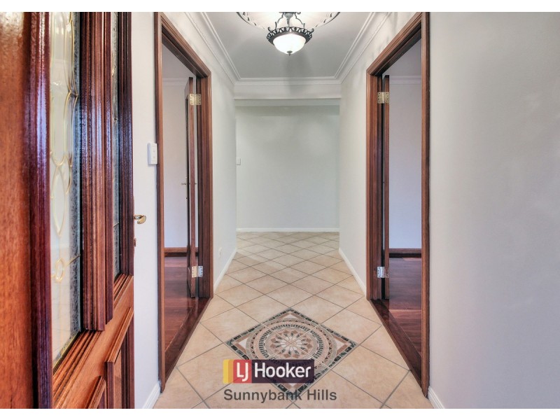 11 Pierce Court, Stretton QLD 4116