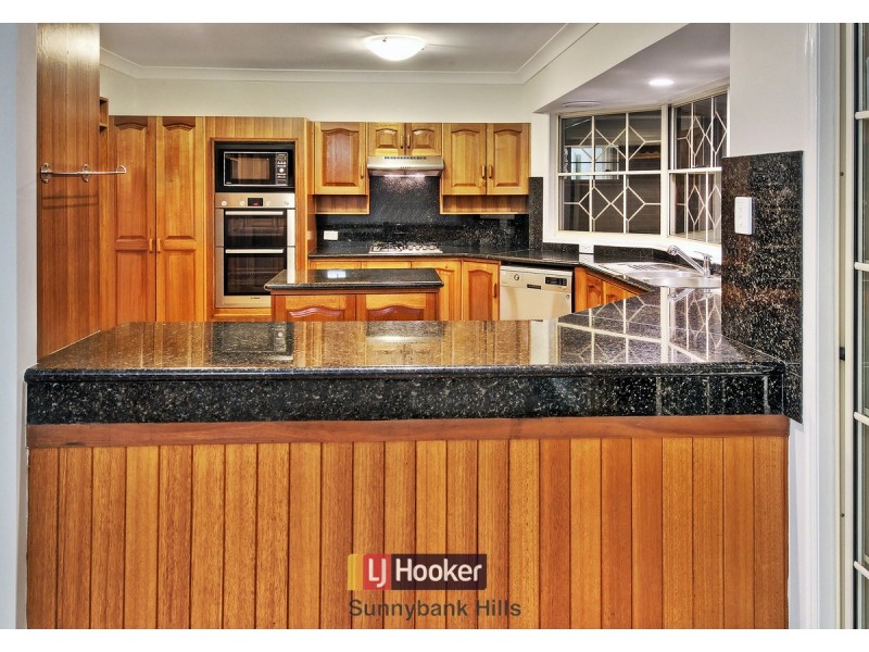 11 Pierce Court, Stretton QLD 4116
