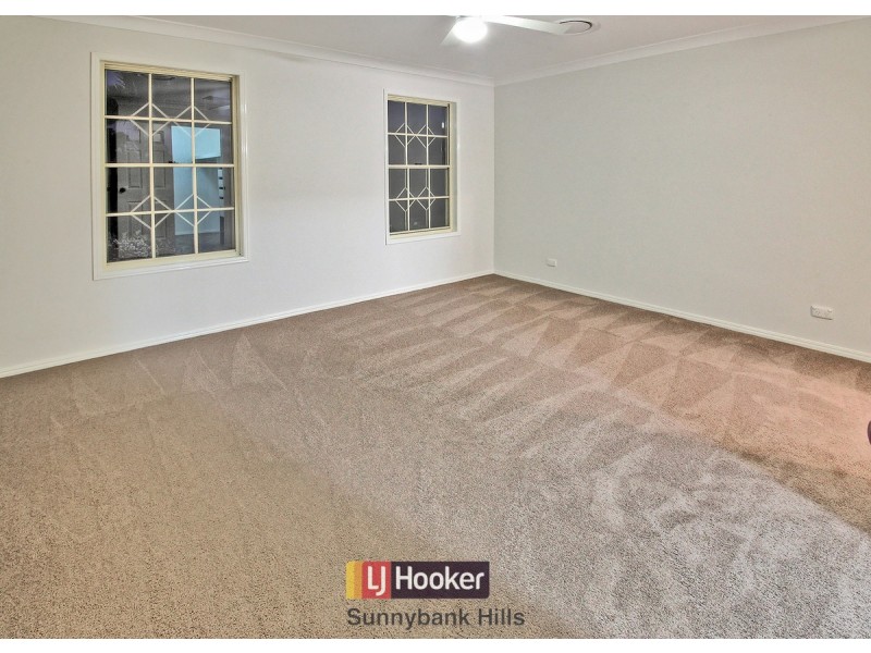 11 Pierce Court, Stretton QLD 4116