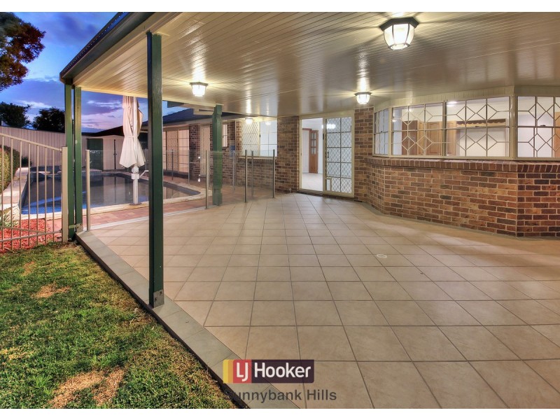 11 Pierce Court, Stretton QLD 4116