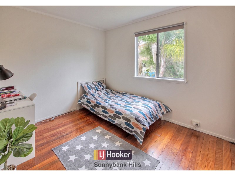 1 Talegalla Street, Wynnum West QLD 4178