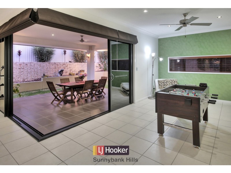 6 Bowers Street, Eight Mile Plains QLD 4113