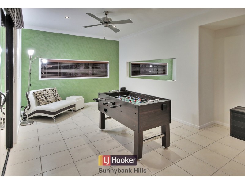 6 Bowers Street, Eight Mile Plains QLD 4113