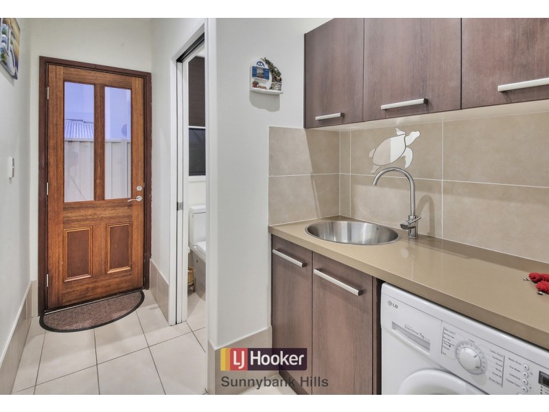 6 Bowers Street, Eight Mile Plains QLD 4113