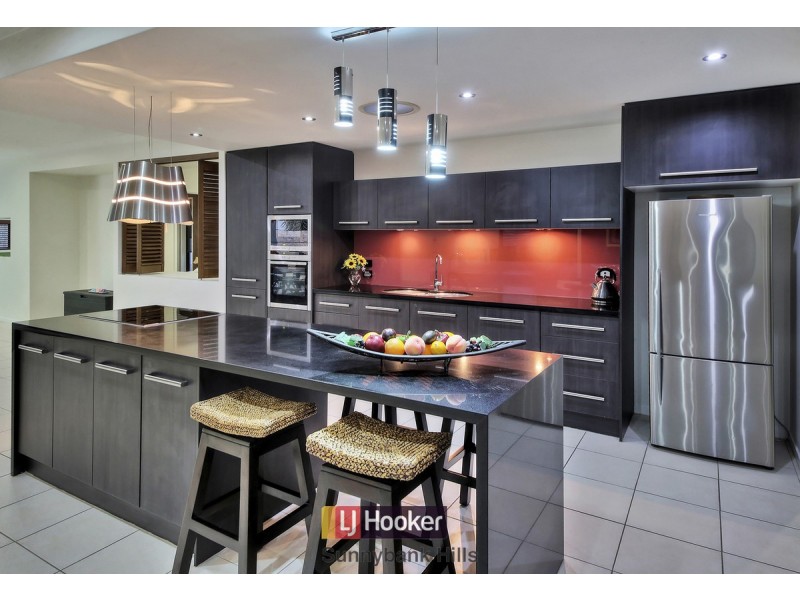 6 Bowers Street, Eight Mile Plains QLD 4113