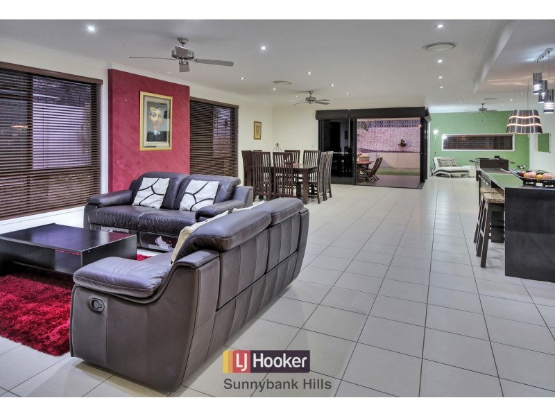 6 Bowers Street, Eight Mile Plains QLD 4113