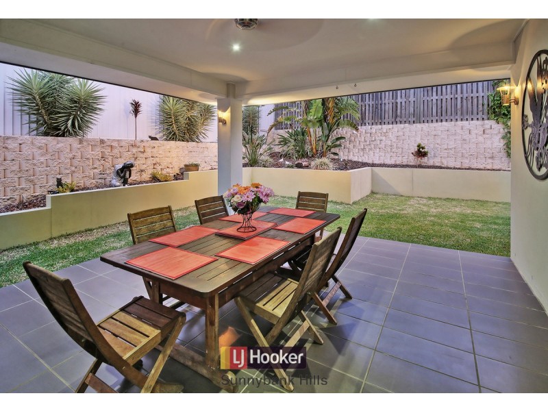 6 Bowers Street, Eight Mile Plains QLD 4113