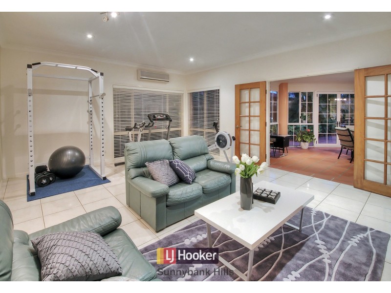 21 Ingluna Circuit, Eight Mile Plains QLD 4113