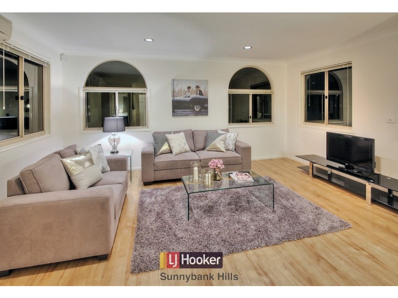 21 Ingluna Circuit, Eight Mile Plains QLD 4113