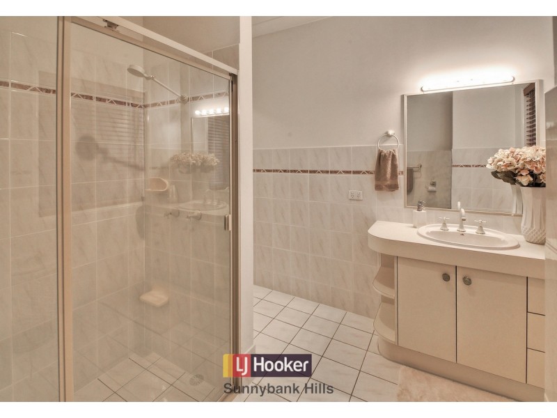 21 Ingluna Circuit, Eight Mile Plains QLD 4113