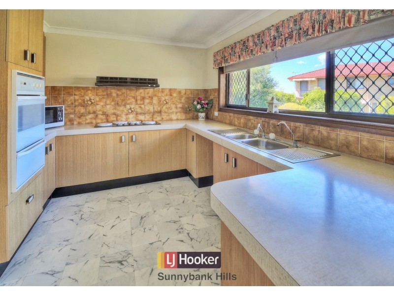 156 Pinelands Road, Sunnybank Hills QLD 4109